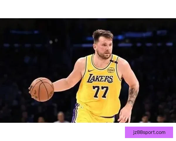 林书豪解析东契奇进攻特点偏爱左侧单打与标志性后撤步技巧